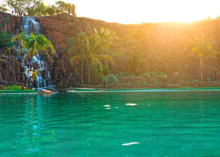 salto-bandeirantes-hotel-fazenda-turismo-piscina-(3)