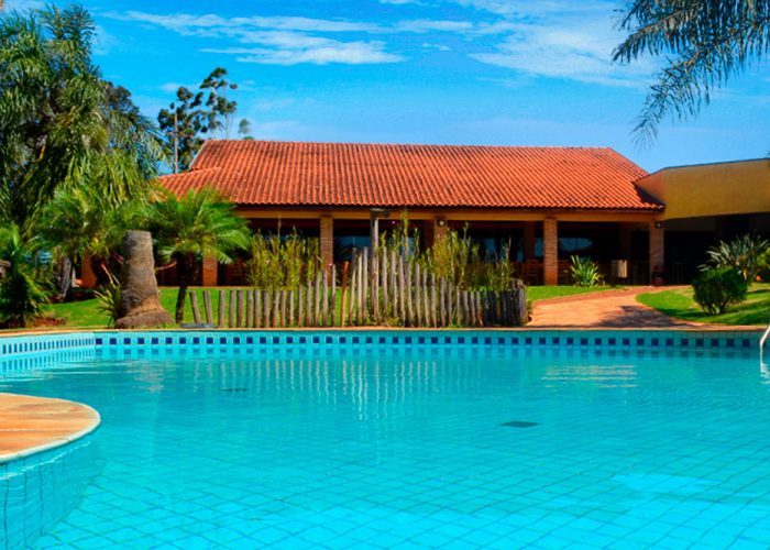 salto-bandeirantes-hotel-fazenda-turismo-piscina-(4)
